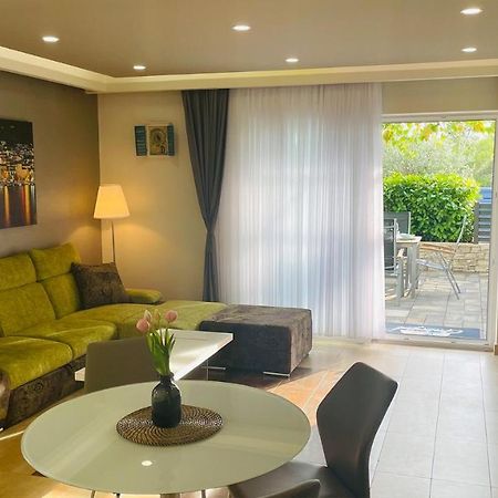 Gabrijel Apartments Makarska 1 Buitenkant foto