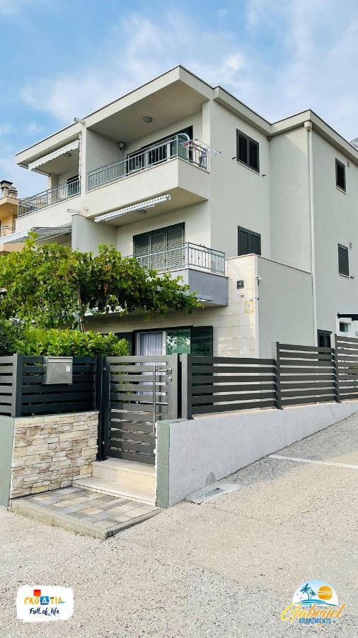 Gabrijel Apartments Makarska 1 Buitenkant foto